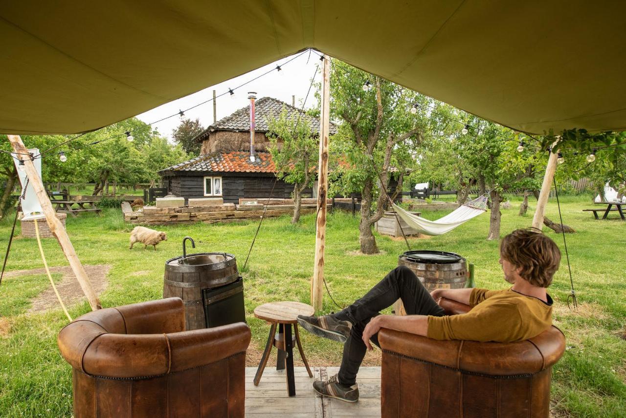 Tiny Wineyhouse No 1 * Zennewijnen